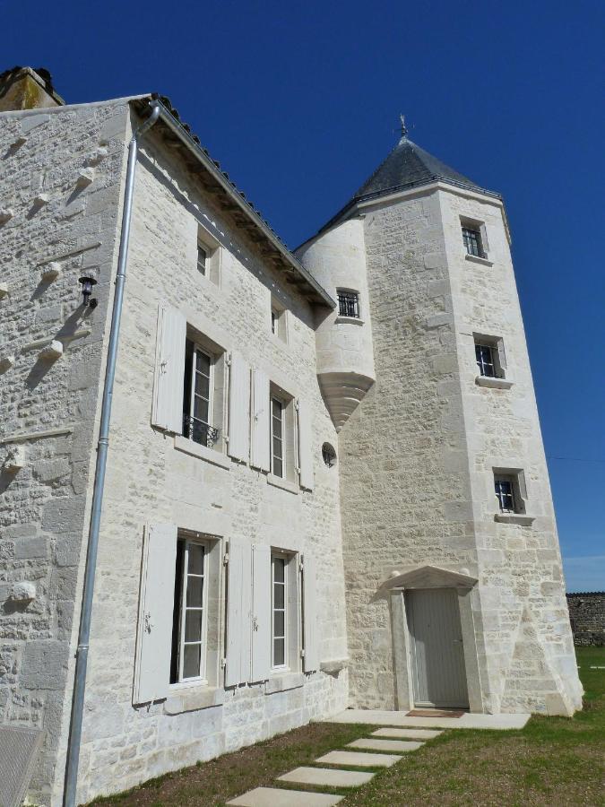 Logis De Pierre Levee Bed & Breakfast Bessines Eksteriør bilde