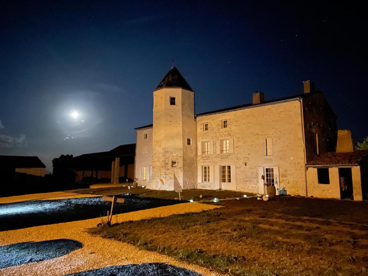 Logis De Pierre Levee Bed & Breakfast Bessines Eksteriør bilde